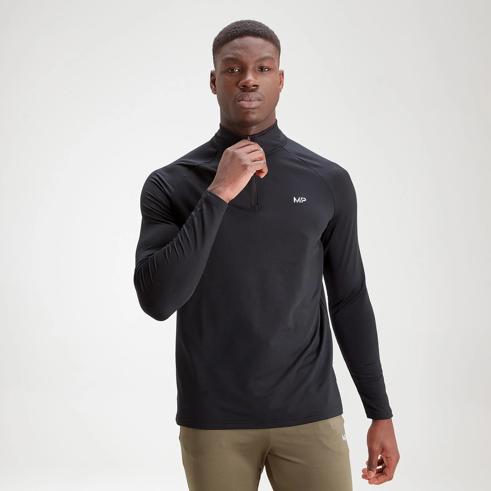 Camiseta con cremallera de 1/4 Essentials para hombre de MP - Negro - XXS Imagen 1