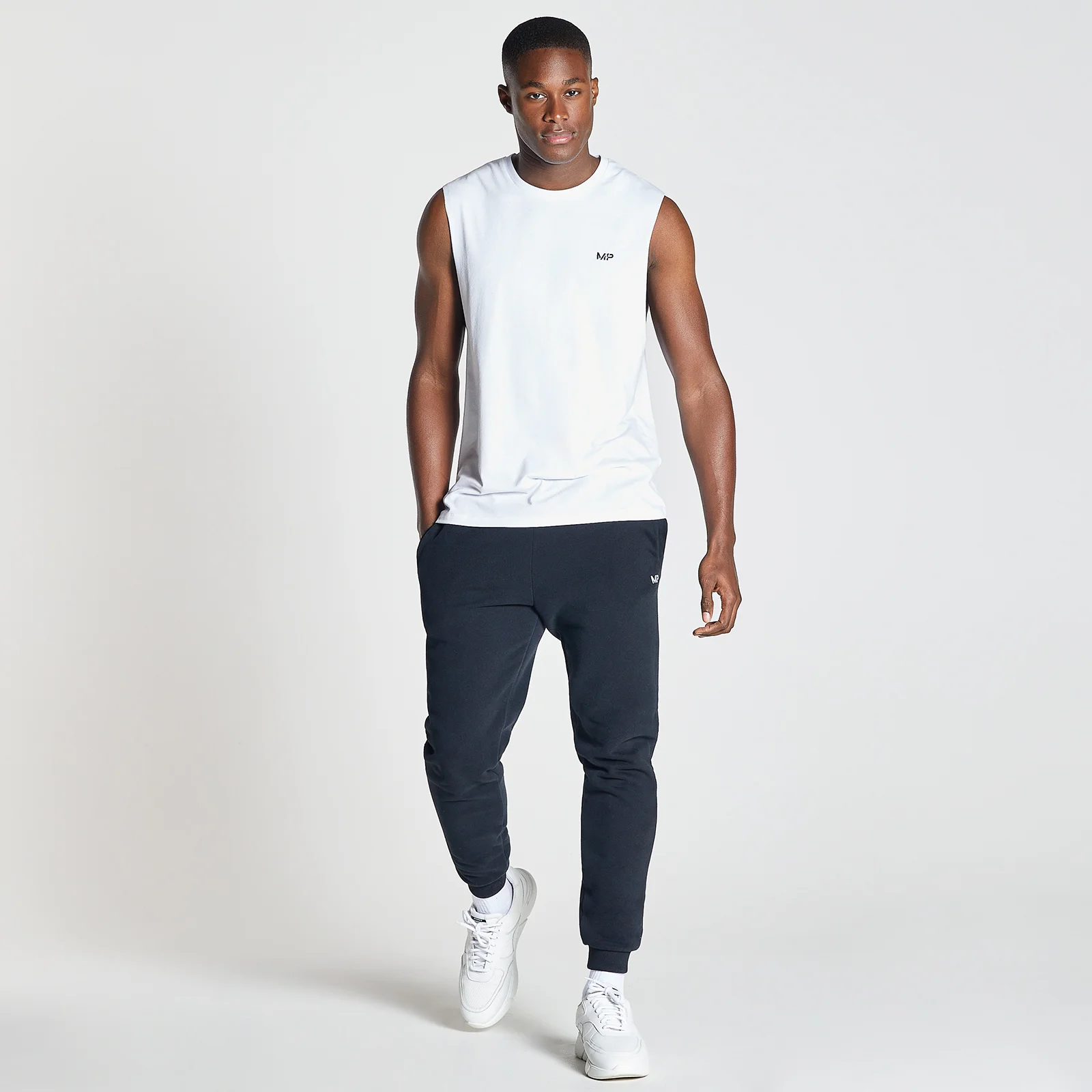 Camiseta de tirantes con sisas caídas y Drirelease Essentials para hombre de MP - Blanco - XXS Imagen 1
