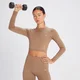 Camiseta corta de manga larga y sin costuras Shape para mujer de MP - Toffee