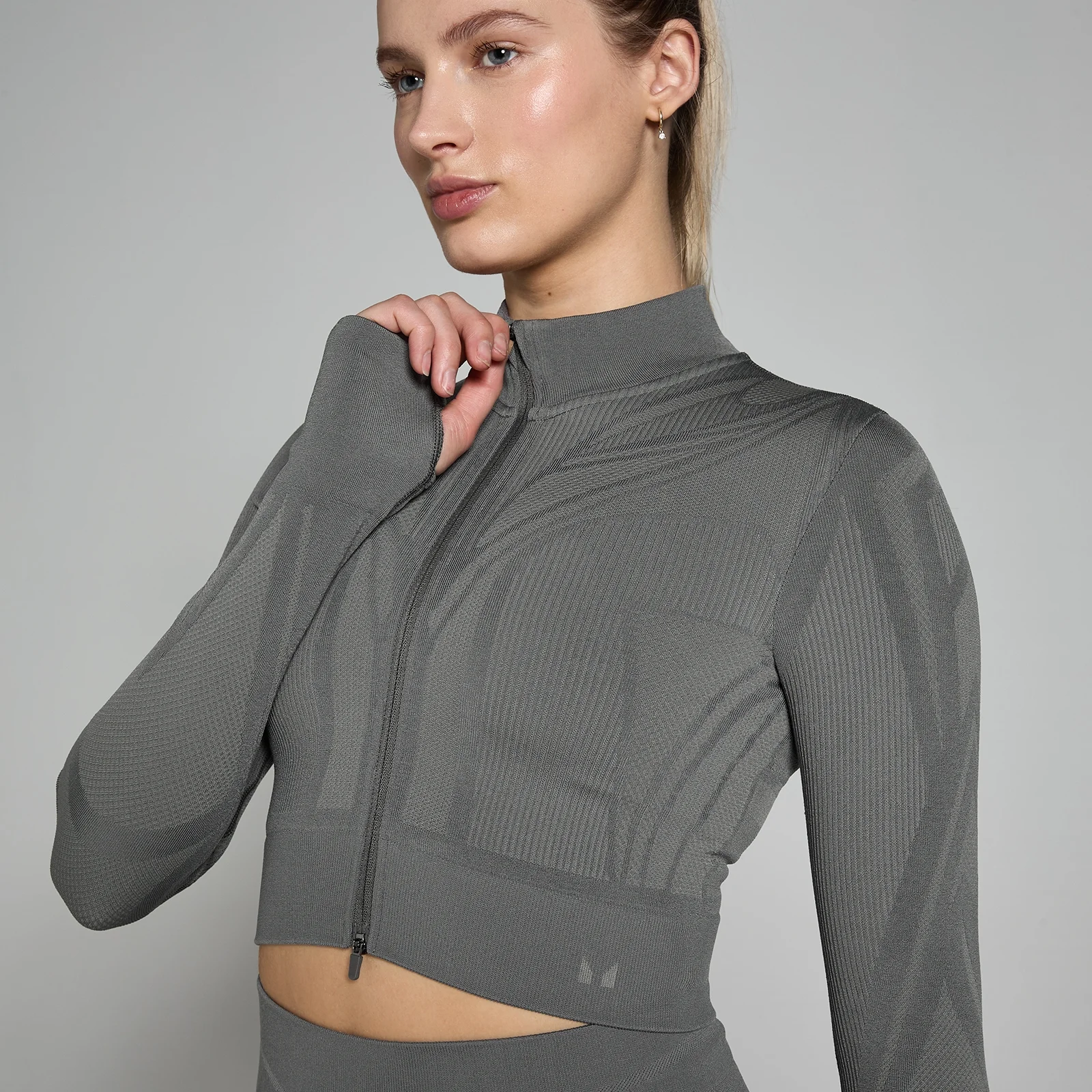 Chaqueta corta sin costuras Tempo Ultra geométrica para mujer de MP - Gris carbón - XS Imagen 1