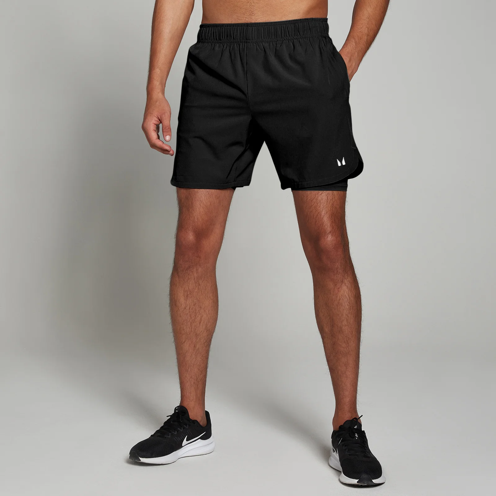 Pantalón corto de entrenamiento 2 en 1 para hombre de MP - Negro - XS Imagen 1