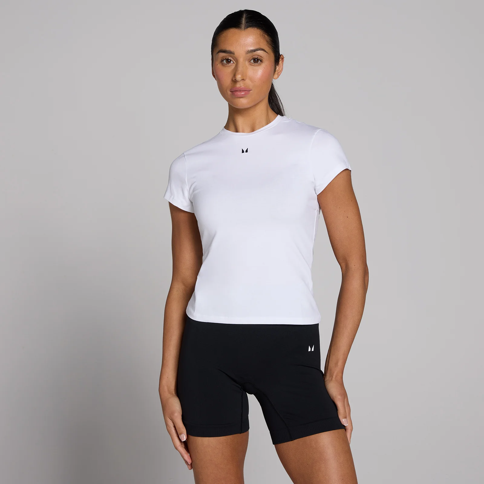 Camiseta de manga corta de corte ajustado Basics para mujer de MP - Blanco - S Imagen 1