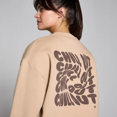 Sudadera extragrande Tempo con estampado gráfico Chill Out para mujer de MP - Crema