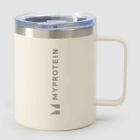 Taza de café de metal reciclado de Myprotein (350 ml) - Crema natural