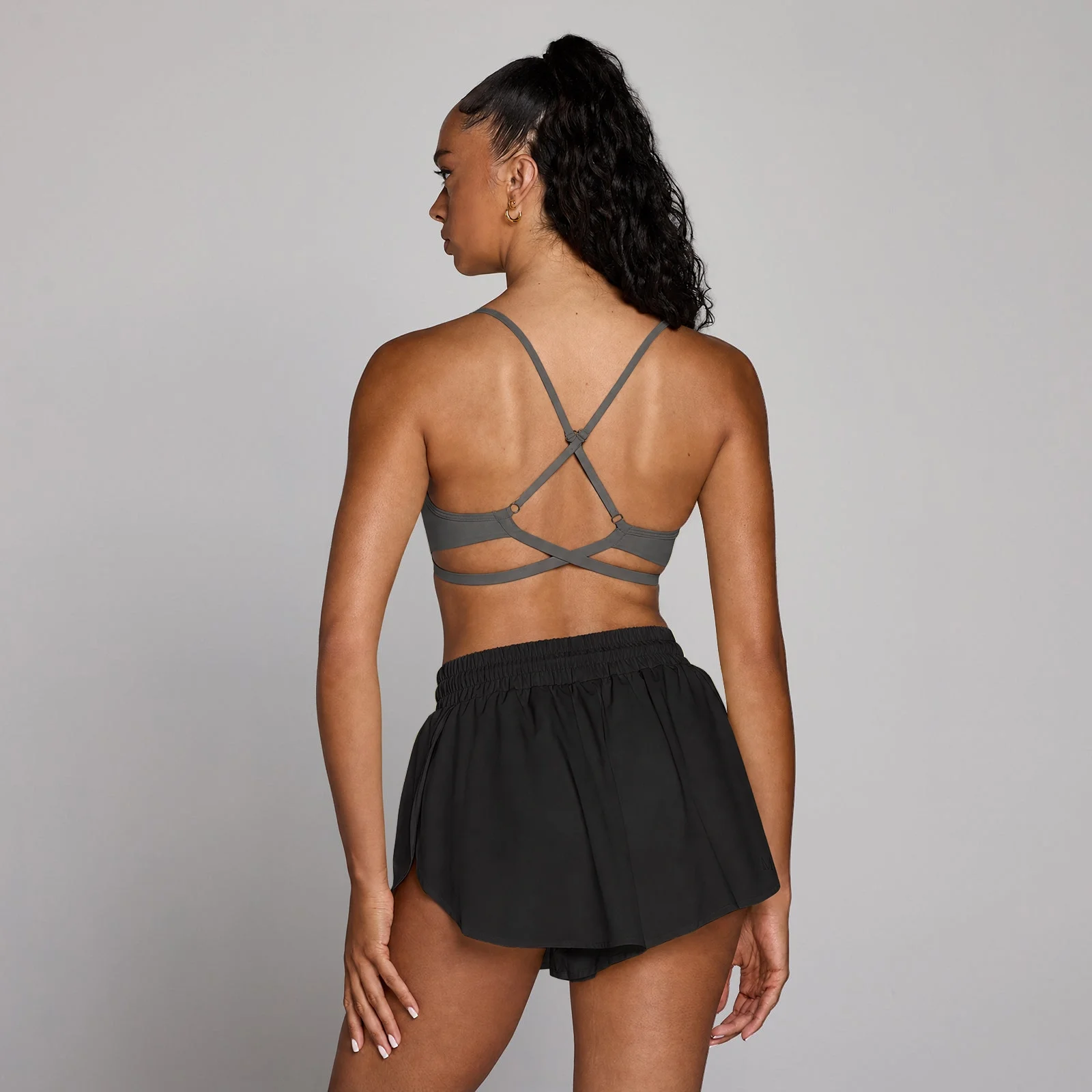 Sujetador deportivo Tempo de espalda cruzada ajustable para mujer de MP - Gris oscuro - XS Imagen 1