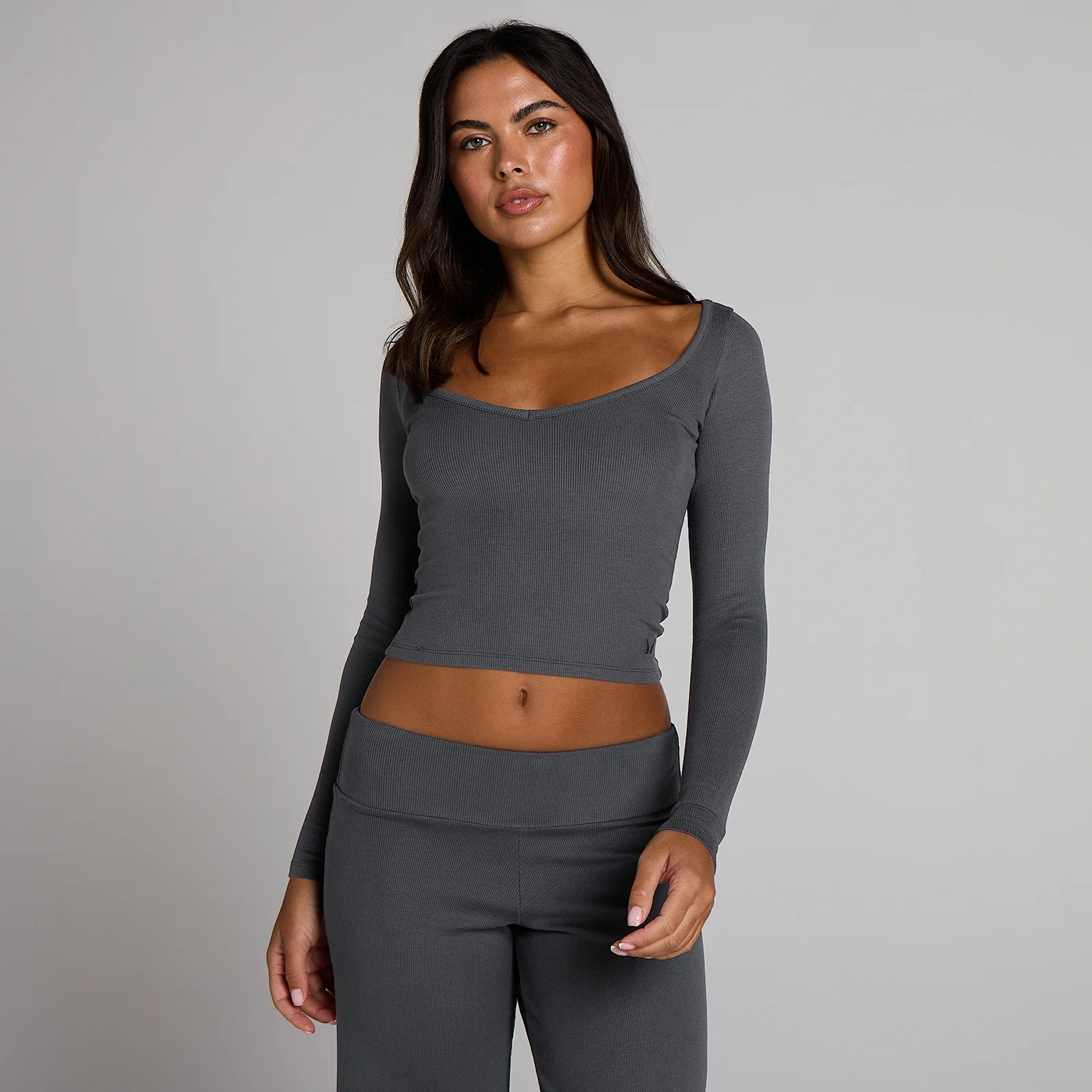 Camiseta acanalada de manga larga con cuello en pico para mujer de MP - Gris robusto - M Imagen 1