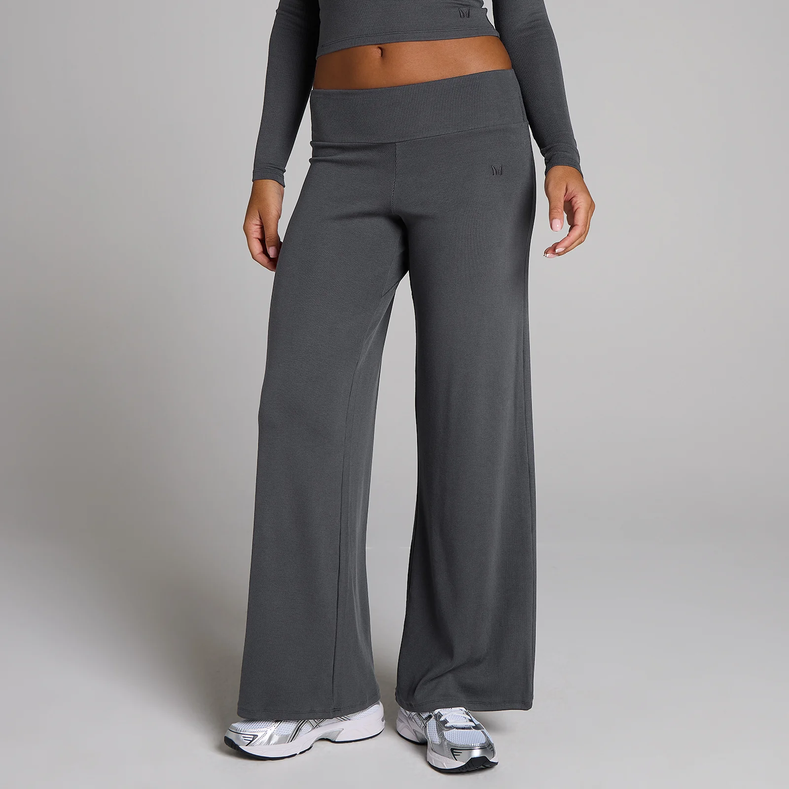 Mallas acanaladas de pierna ancha para mujer de MP - Gris robusto - S Imagen 1